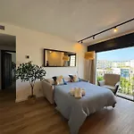 Modern And Cosy Apartment In The Heart Of Puerto Banus