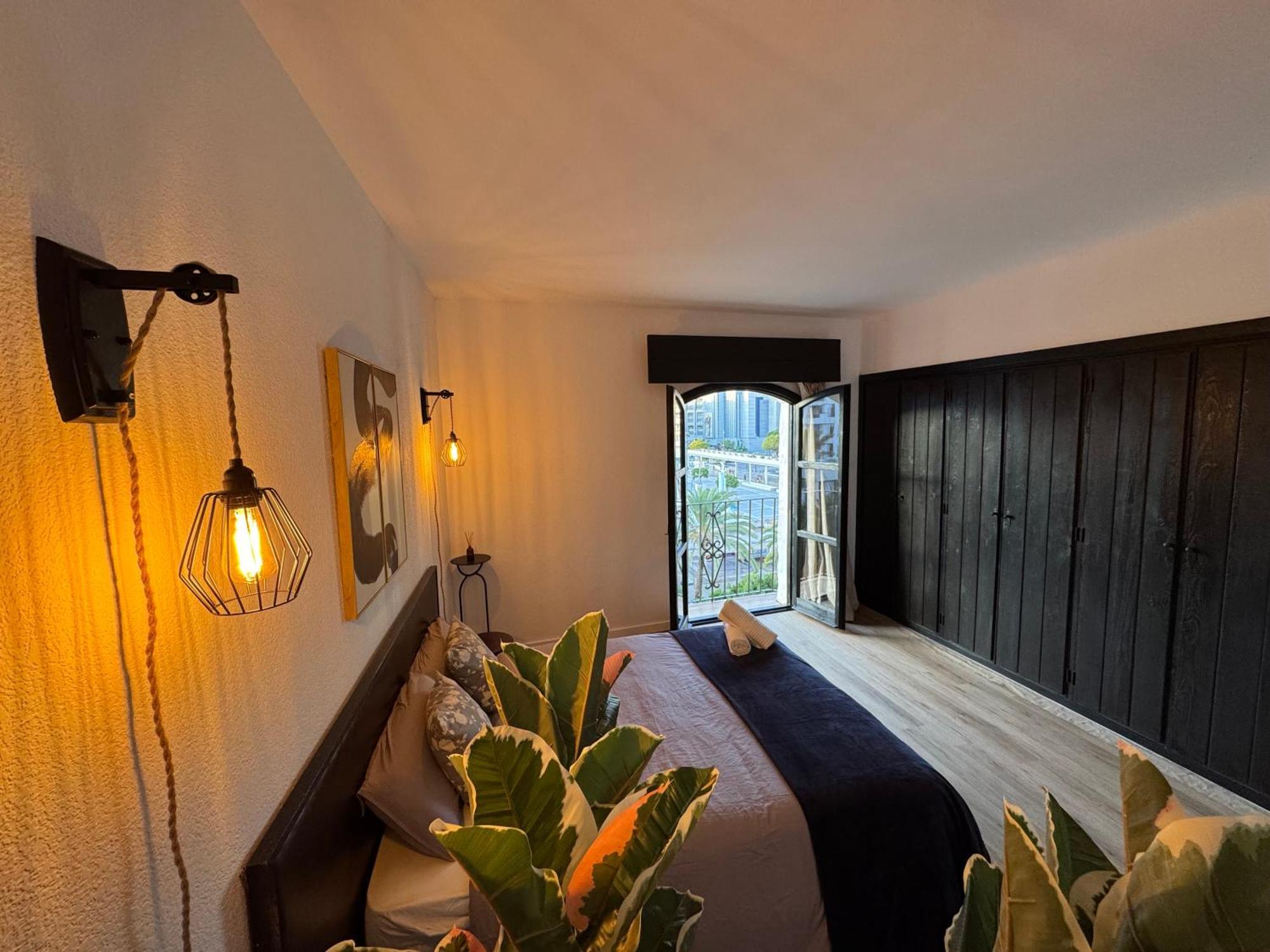 Modern And Cosy In The Heart Of Puerto Banus Appartamento